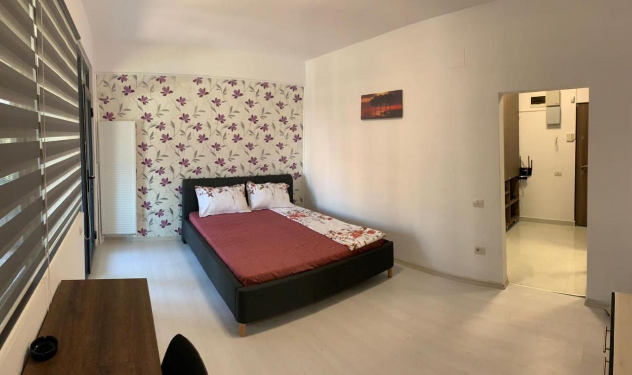 Lake Smarald Residence 콘스탄차 외부 사진